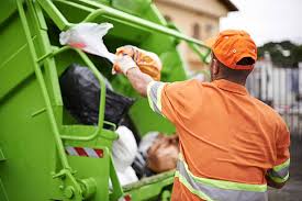 Best Retail Junk Removal  in Rolling Fork, MS